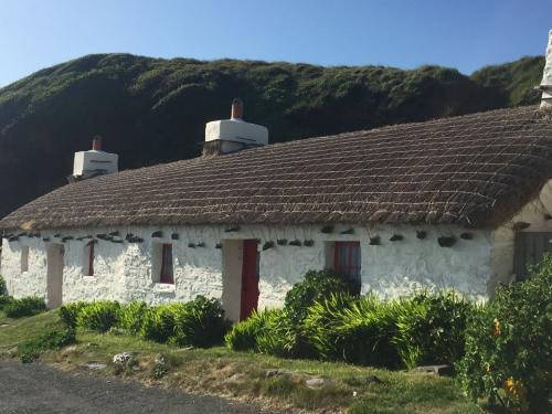 The famous cottages at Niarbyl